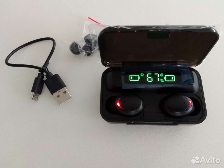 Беспроводные наушники с повербанком