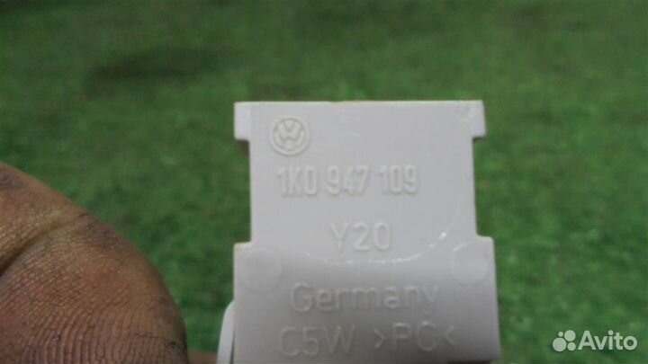 Плафон салонный VW Passat CC 2008-2017