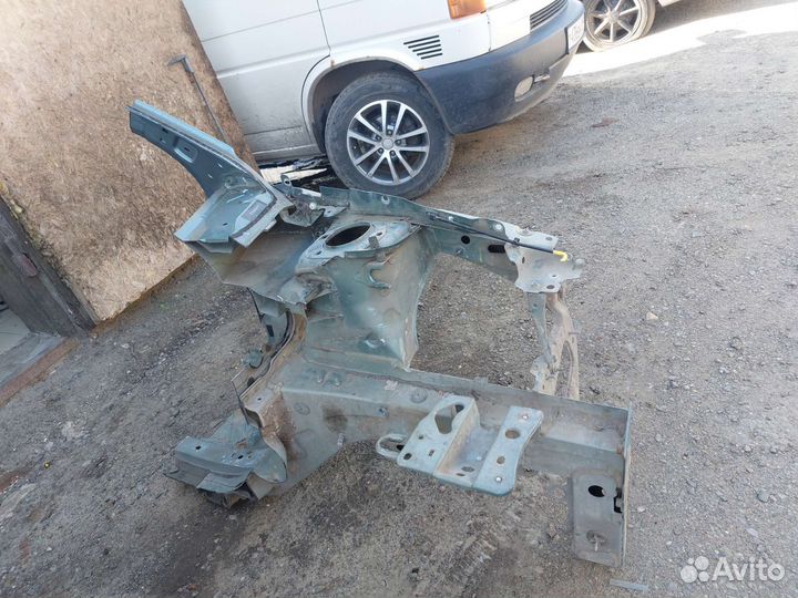 Лонжерон передний левый Renault Megane II