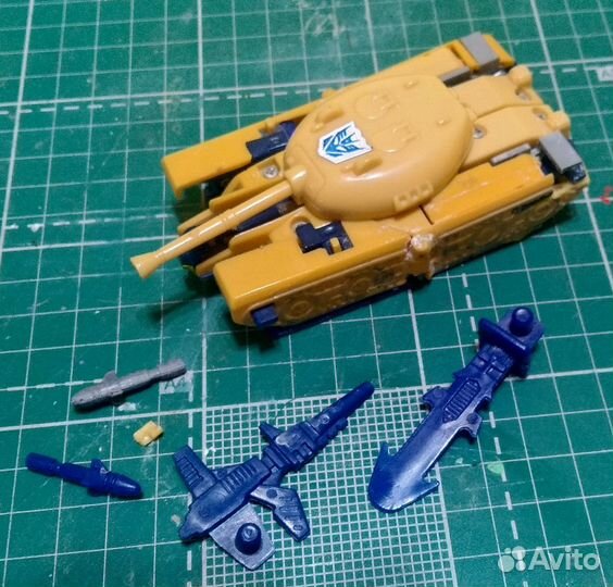 Трансформер 90-х гг. Blitzwing