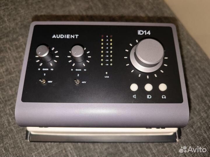 Аудиоинтерфейс Audient ID 14 mark II