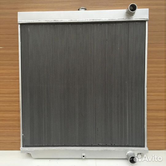 Радиатор водяной Hitachi ZX200-3G