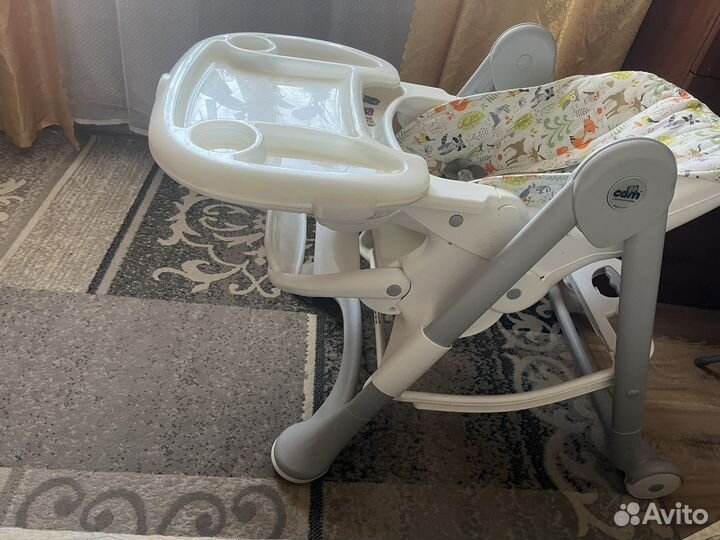 Стульчик для кормления cam