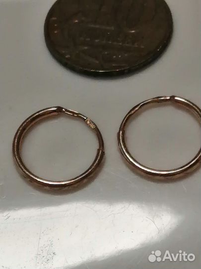 Золотые серьги