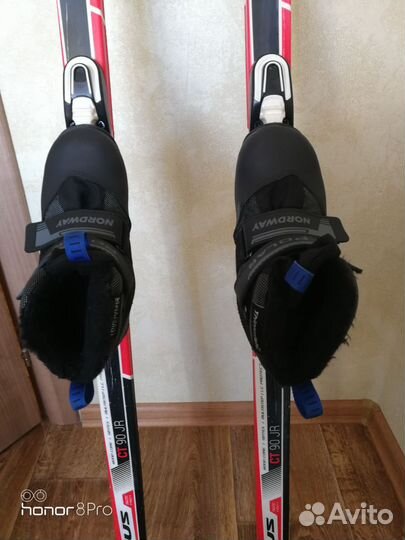 Беговые лыжи