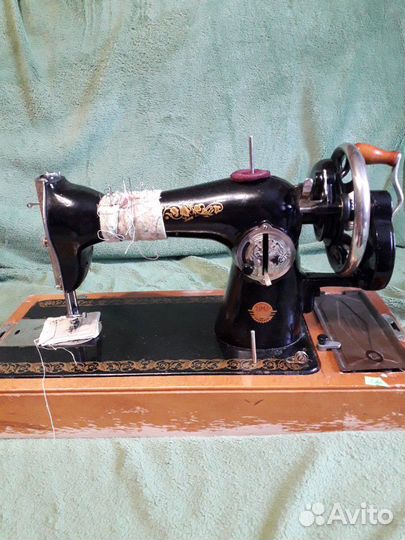 Швейная машинка