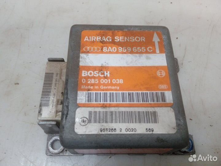 Блок управления AIR BAG Audi A4 B5 1.8 1995