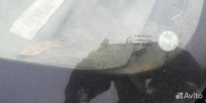 Лобовое стекло Крайслер М300