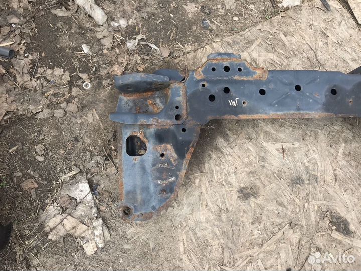 Infiniti fx35 fx45 подрамник передний