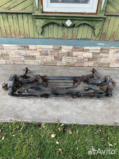 Подрамник задний в сборе Mitsubishi Lancer 10