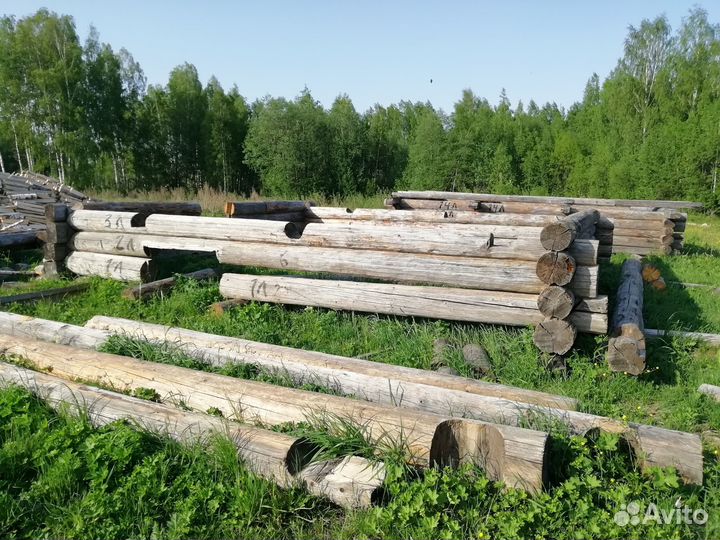 Бревенчатый сруб для двора