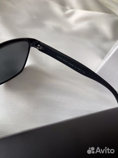 Солнцезащитные очки мужские Hugo Boss