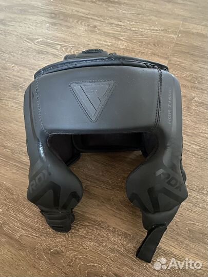 Шлем для единоборств