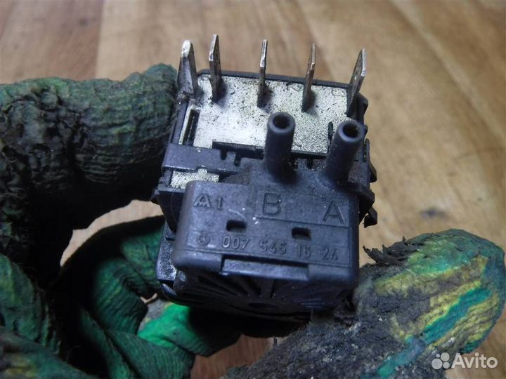 Кнопка противотуманных фар Mercedes Benz Sprinter