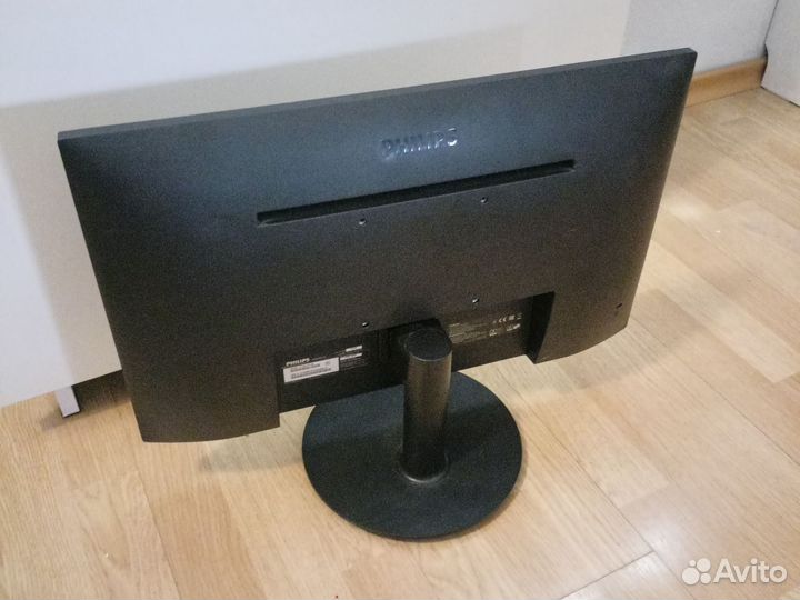 Монитор Phlips 22 дюйма 220v8l