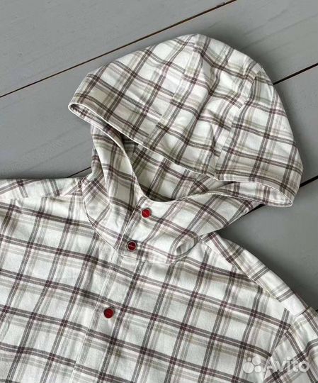 Рубашка Kiton с капюшоном