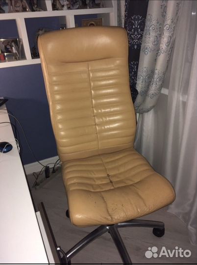 Перетяжка офисных кресел
