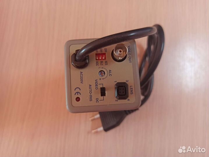 Видеокамера видеонаблюдения GKB CB-2803S-220