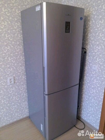 Холодильник samsung