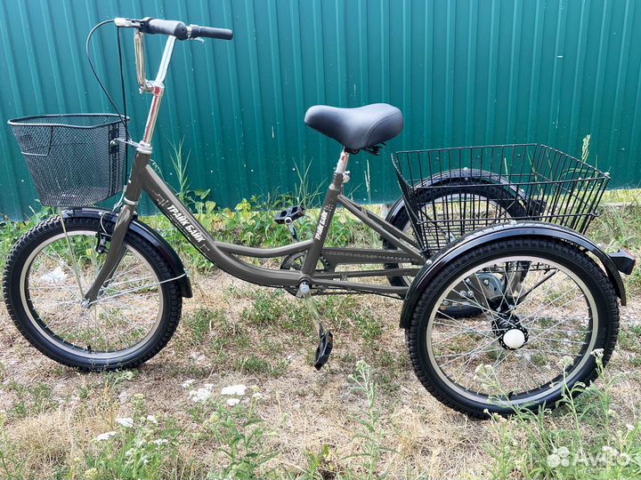 Трехколесный велосипед для поездки за покупками