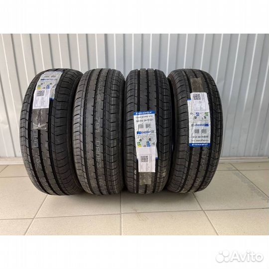 Triangle Connex Van TV701 215/65 R15