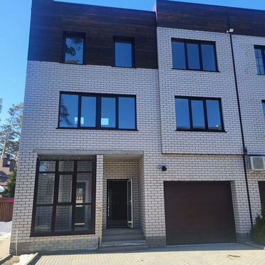 Таунхаус 244,7 м² на участке 2 сот.