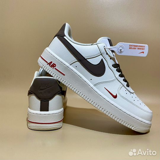 Кроссовки Nike