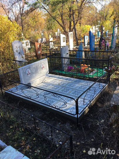 Облицовка могил плиткой