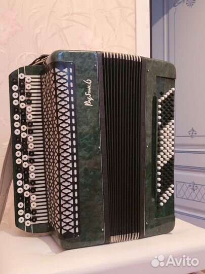 Баян Рубин 6