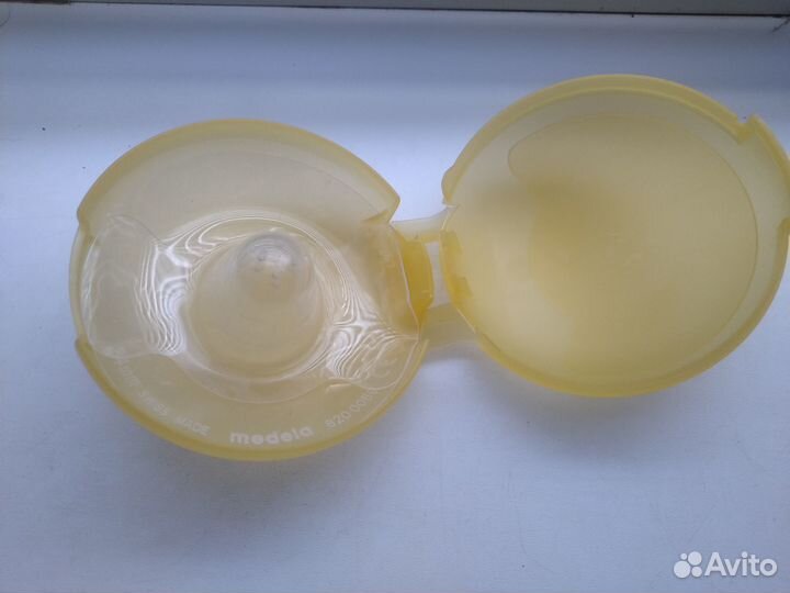 Накладки на грудь medela