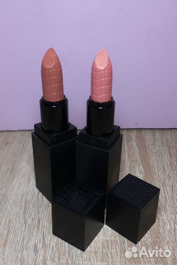 Помада Make up store