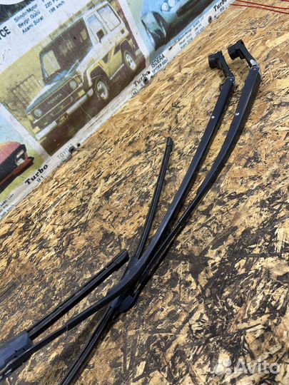 Поводки дворников Мазда CX7