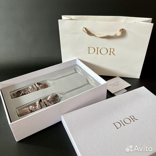 Набор бокалов для шампанского Dior