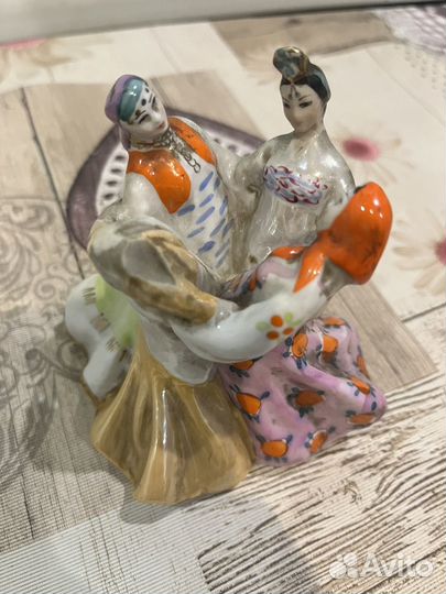 Фарфоровая статуэтка ссср