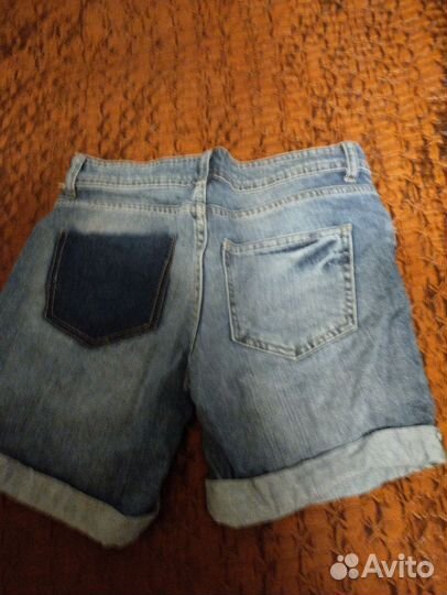 Джинсовые шорты 40-42