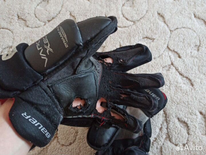 Краги хоккейные