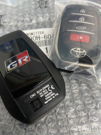 Смарт ключ для LC300 GR, 8990H-60400