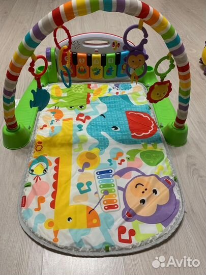 Развивающий коврик fisher price