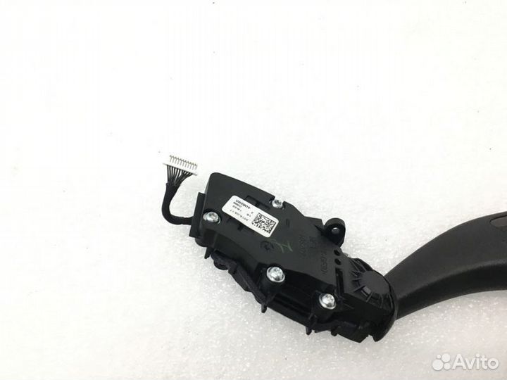 Подрулевой переключатель правый Mercedes Cla C117