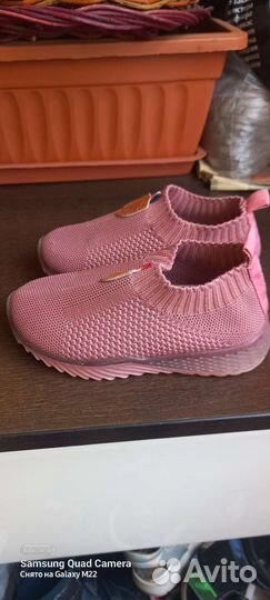 Кроссовки для девочки