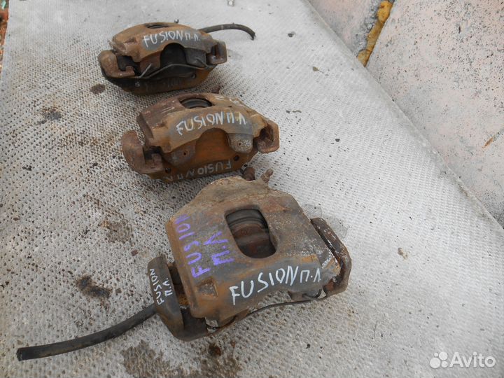 Передний левый суппорт Ford Fusion Форд Фьюжнн