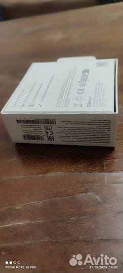 Беспроводные наушники новые