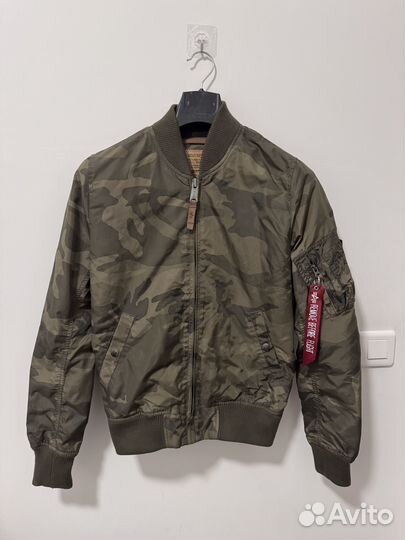 Бомбер alpha industries