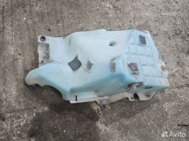 Бачок омывателя chevrolet trailblazer GMT360