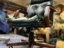 Кресло в натуральной коже с компанентом