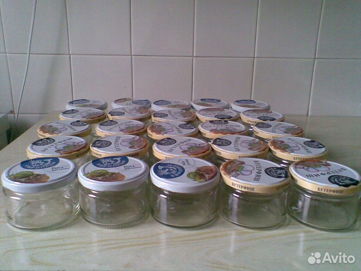 Банки стеклянные разные.См.фото