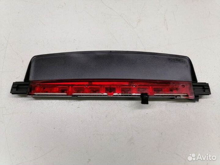 Фонарь задний (стоп сигнал) задний Audi A6 C6 3.2