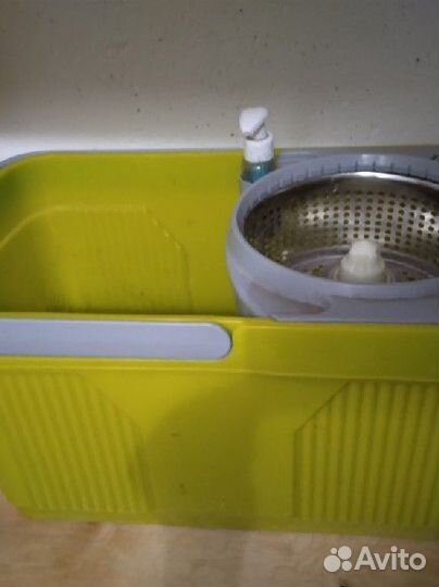 Ведро для мытья пола