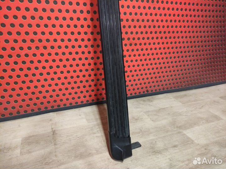 Подножка Toyota Land Cruiser 200 2015