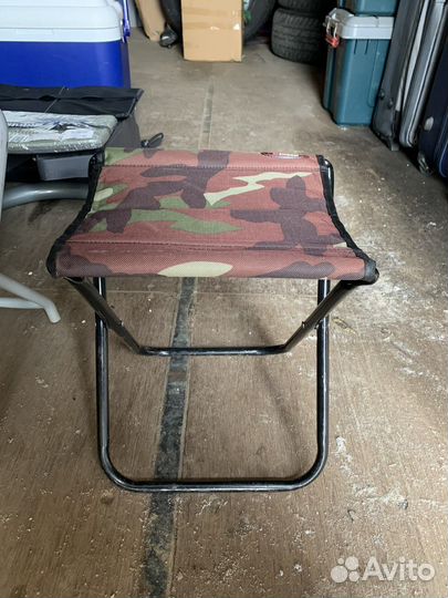 Комплект: Раскладной стул со спинкой + 4 стульчика